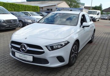 Mercedes-Benz A 180 Progressive Automatik, Rückfahrkamera, LED S 22.611 km 23.590 &euro; Rodgau 63110