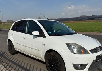 Ford Fiesta 208.100 km 900 &euro; Hanau 63452