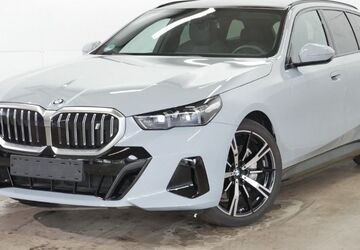 BMW i5 26.551 km 62.789 &euro; Hainburg 63512