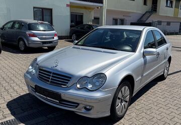 Mercedes-Benz C 200 230.000 km 3.350 &euro; Hanau 63452