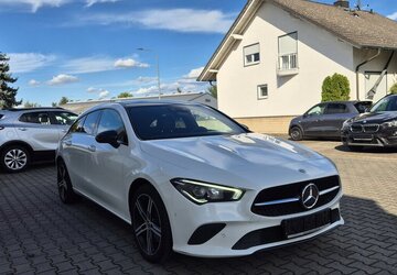 Mercedes-Benz CLA 220 Shooting Brake d Panoramadach, LED-Scheinw 187.200 km 16.890 &euro; Rodgau 63110