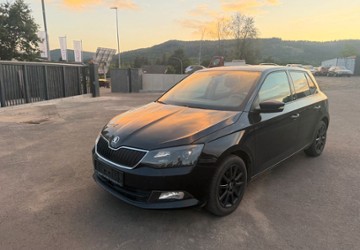 Skoda Fabia 158.971 km 4.800 &euro; Biebergemünd-Kassel 63599