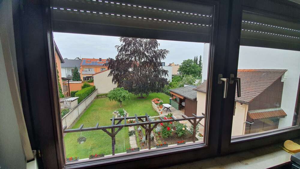 Etagenwohnung Heusenstamm - 3 Zimmer, 80 m&sup2;, 1.000&euro; | Angebot:26999821
