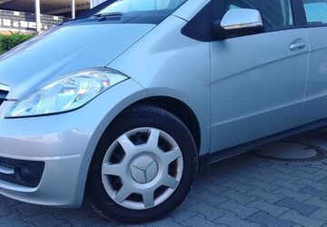 Mercedes-Benz A 160 129.400 km 5.480 &euro; Aschaffenburg 63741