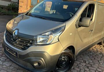 Renault Trafic 52.300 km 10.999 &euro; Freudenberg 97896