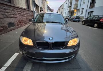 BMW 118 211.472 km 2.500 &euro; Aschaffenburg 63739