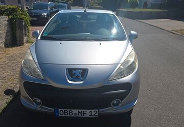 Peugeot 207 98.500 km 2.300 &euro; Hausen 63840