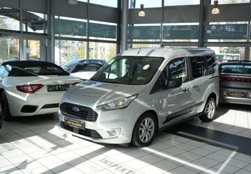 Ford Tourneo 150.977 km 10.900 &euro; Obertshausen 63179