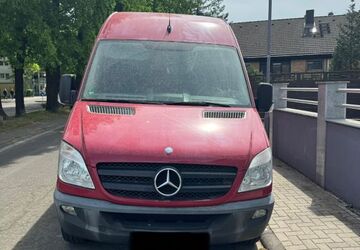 Mercedes-Benz Sprinter 165.500 km 10.500 &euro; Obertshausen 63179