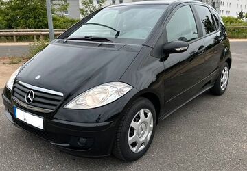Mercedes-Benz A 150 201.150 km 2.000 &euro; Hanau 63450