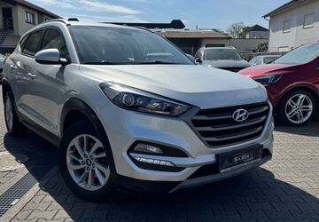 Hyundai TUCSON 90.000 km 14.900 &euro; Hanau 63452