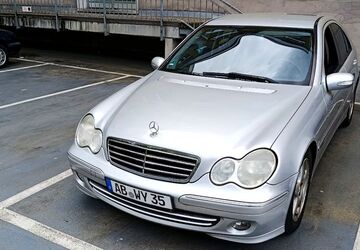 Mercedes-Benz 220 301.322 km 2.400 &euro; Aschaffenburg 63743