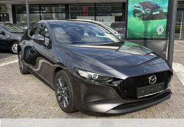 Mazda 3 12.885 km 23.970 &euro; Hanau 63452